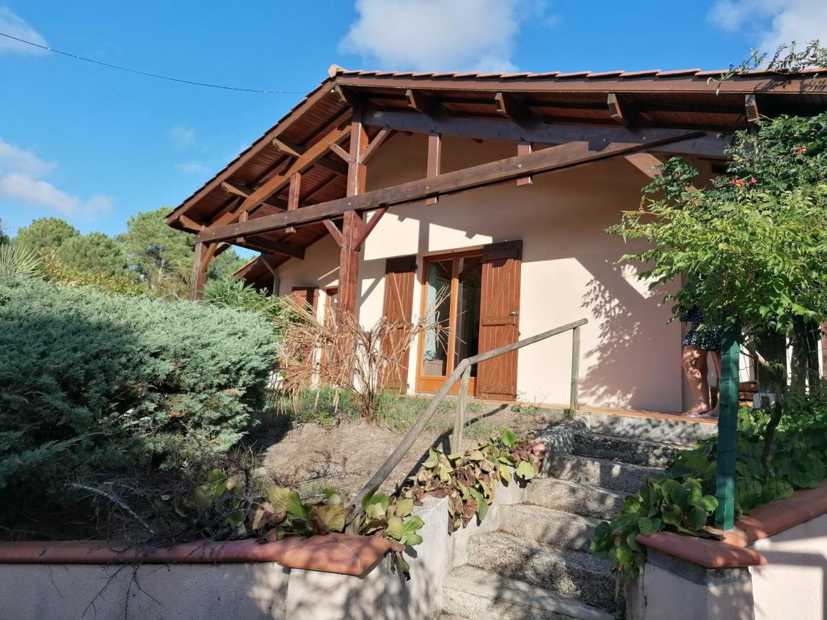 Maison Au Dessus Du Lac De Бискарос Екстериор снимка